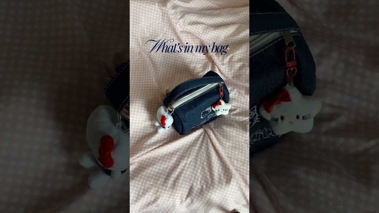 Что в моей сумочке Hello Kitty 💙⭐️ 
