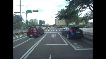 Traffic light detection