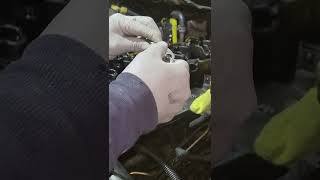 How to Remove Injector & Feed Tube on Cummins 5.9 without SPECIAL TOOL,      #diesel #trucks #repair