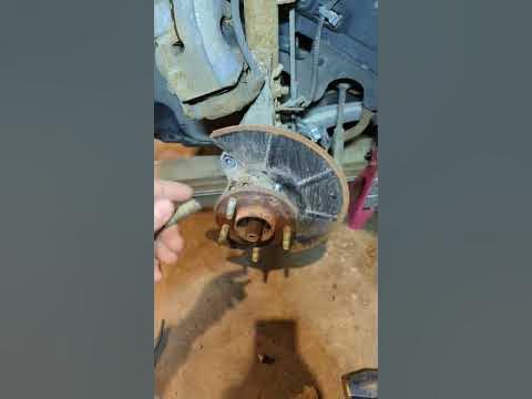 Remove a Stuck Wheel Hub for FREE in 5 Minutes at Home - YouTube