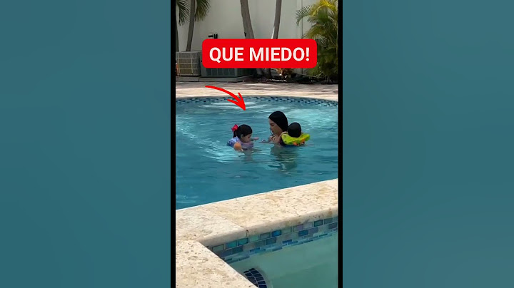 APARECE TIBURON EN LA ALBERCA! 😱 #kimberlyloaiza #kima #tiburón #alberca