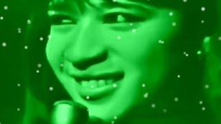 Video thumbnail of "The Ronettes - Frosty The Snowman (Music Video)"