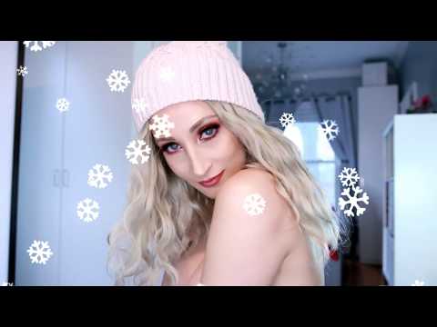 Pretty in Pink Knits Christmas Patreon Preview I Holly Wolf