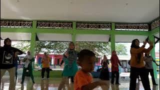 Latihan flashmob topeng ireng sukmaabhinaya