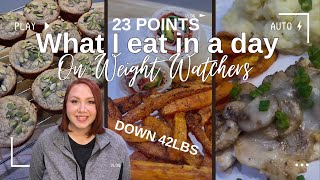 What I eat in a day on Weight Watchers with 23 points. Kodiak Muffins and smothered Chicken