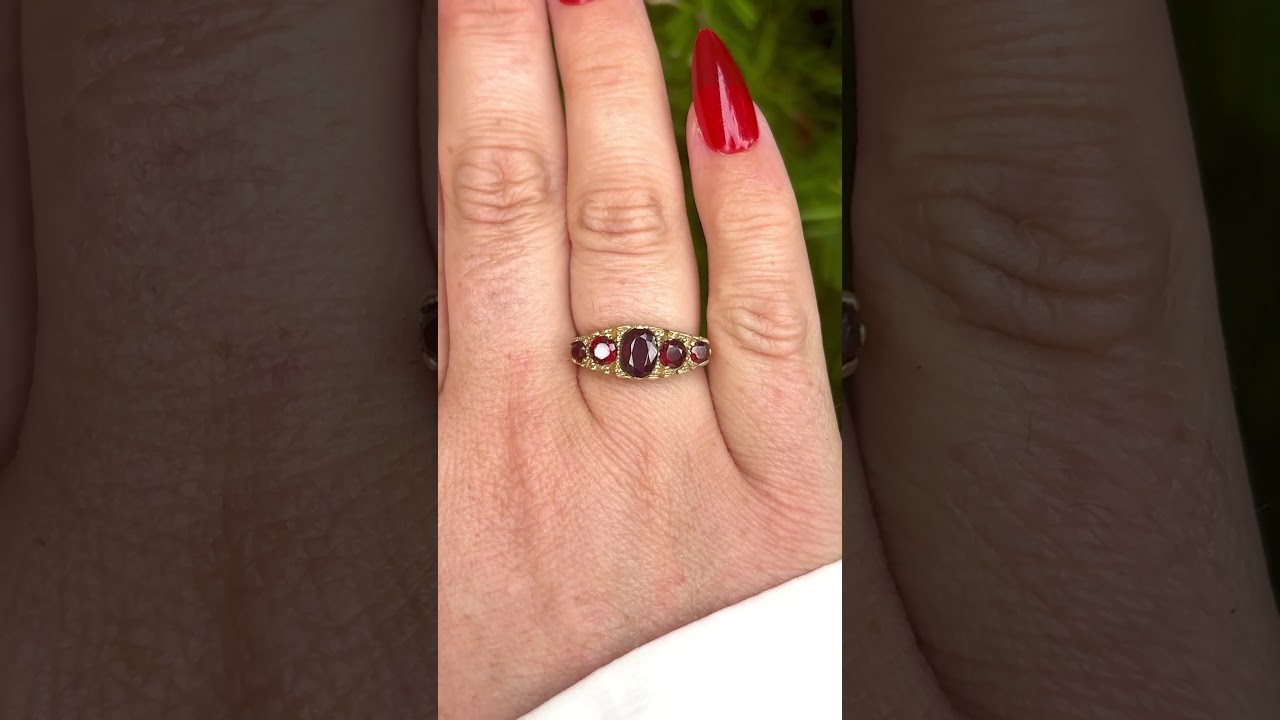 Vintage &lsquo;Antique Style&rsquo;  9ct Yellow Gold Garnet Bridge Ring - Circa 1970&rsquo;s