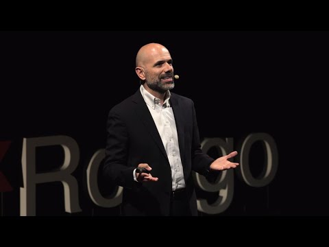 Ottimismo, imperativo presente. | Luca Lazzarini | TEDxRovigo