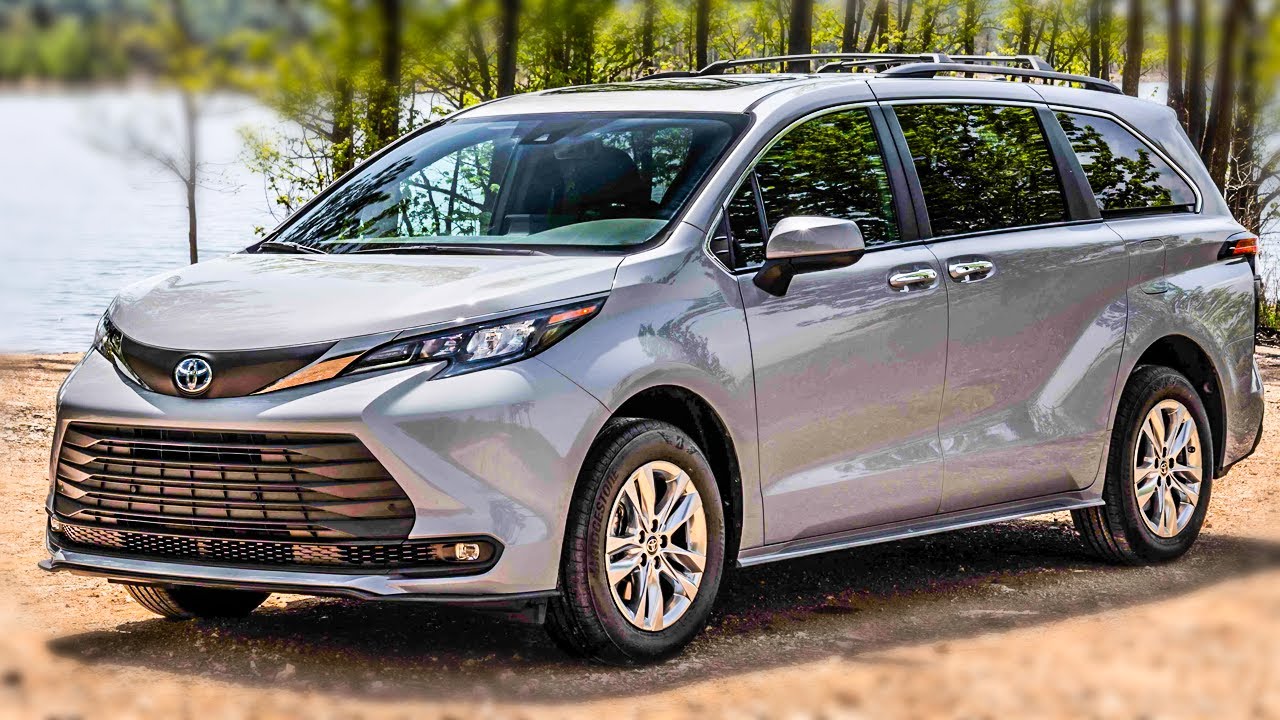 2022 Toyota Sienna Woodland Special Edition - YouTube