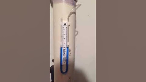 Zero radon manometer