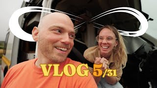 Le vlog sans fin... et sans contenu... (mais de plus en plus drôle)