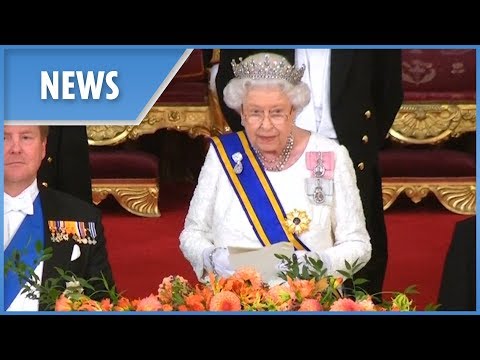 Queen hosts extravagant Royal banquet for Dutch King