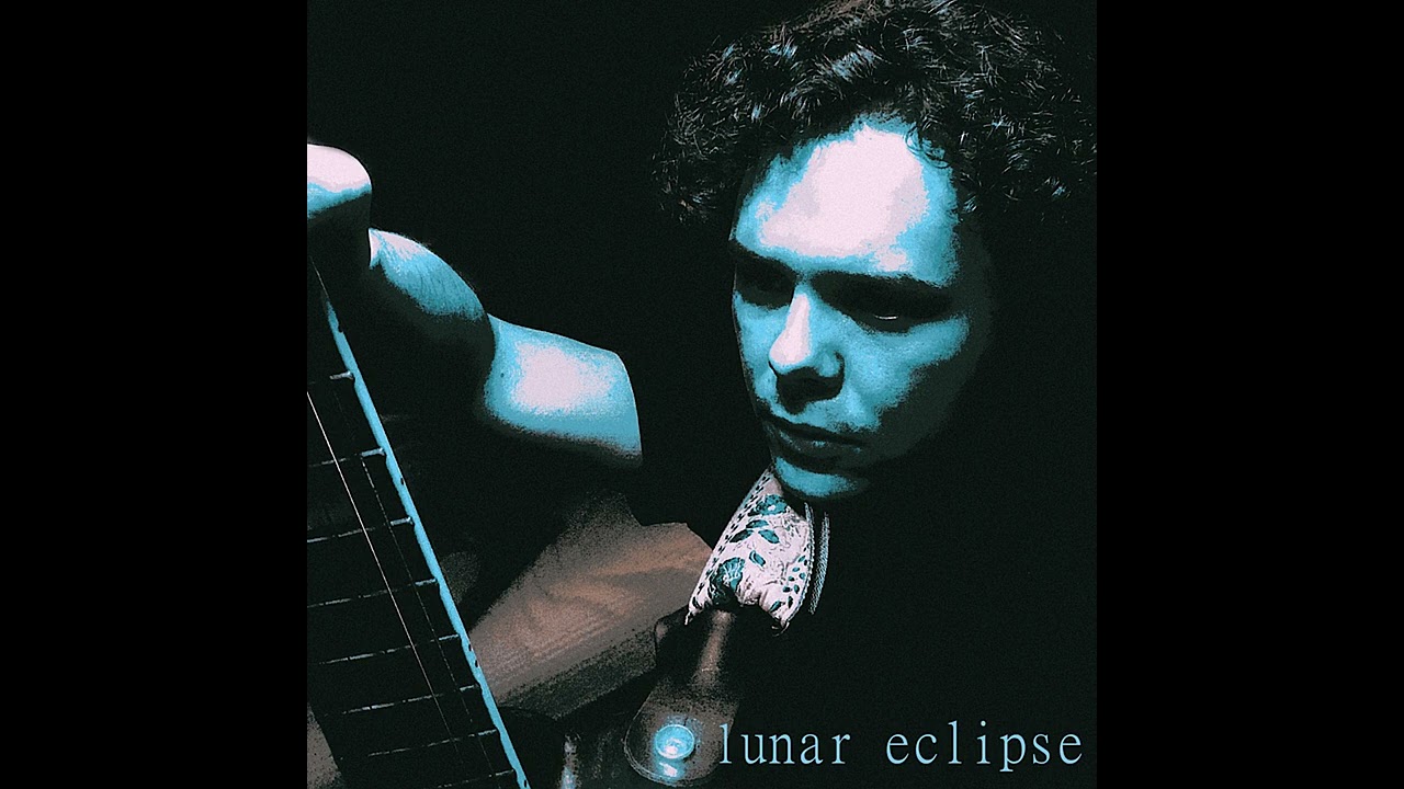 Guarda lunar eclipse su YouTube Guarda lunar eclipse su YouTube