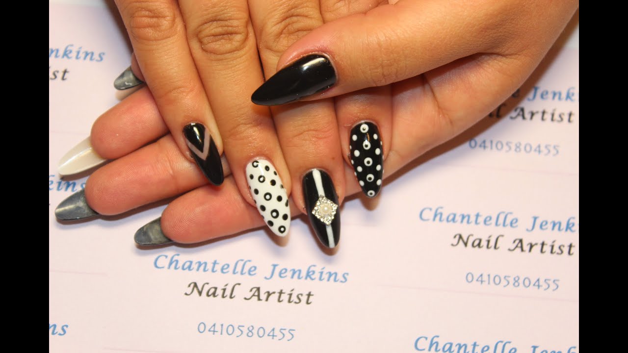 **MONOCHROME NAILS ** Nail art tutorial.... - YouTube