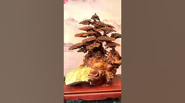 Di lặc ngũ tặc gốc tùng Gỗ hương (ôm đá tự nhiên) Kt: Cao 150 ngang 115 Dày 60 ☎️ 0394000562 (zalo)