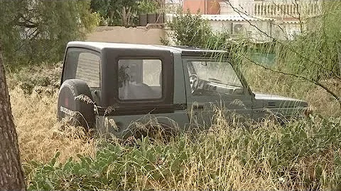 Abandoned Cars, Bars and Cool Rides - Mallorca Spe...