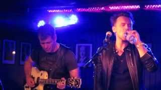 Leverage Acoustic Duo: Dreamworld