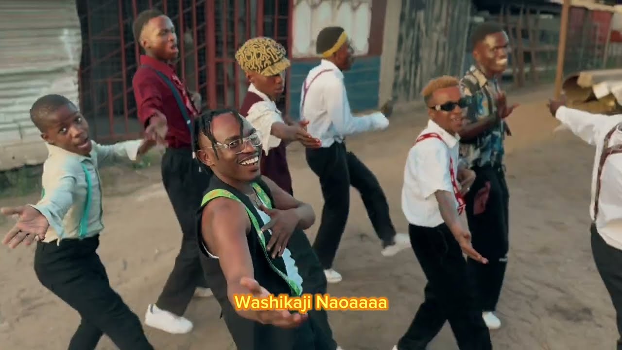 在 YouTube 上觀看「Kayumba - Gentleman (Official Dance video)」 在 YouTube 上觀看「Kayumba - Gentleman (Official Dance video)」