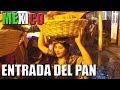 ENTRADA DEL PAN ANTES DE UNA BODA MEXICANA PUREPECHA