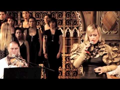 Alice Russell - Crazy (Gnarls Barkley's Cover) - Live @London's Union Chapel