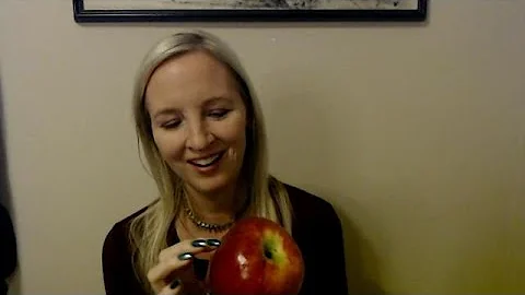 ASMR | Apple Tapping & Whispered Ramble (Whisper)