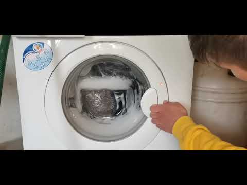 Video: Wasmachine Gaat Naar De Datsja