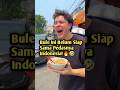 Bule Ini Kira Sambel Itu Saus Tomat! Panik Abis Pas Suapan Pertama🔥😂