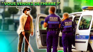 Un aveugle demande de l’herbe aux policiers  Prank  Les Inachevés