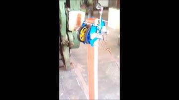 A simple pole climbing robot