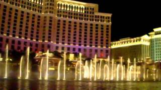 Water Show Outside of Caesar&#39;s Palace