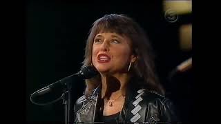 Video thumbnail of "Suzi Quatro "What Goes Around" 1995 TV3 StjerneJoker"