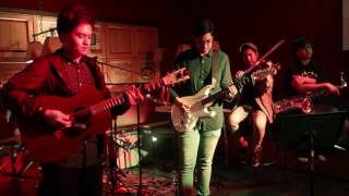 Tom's Story feat. Clara Benin, Poch, Keifer and Miguel - "Light" Live at the Stages Sessions chords