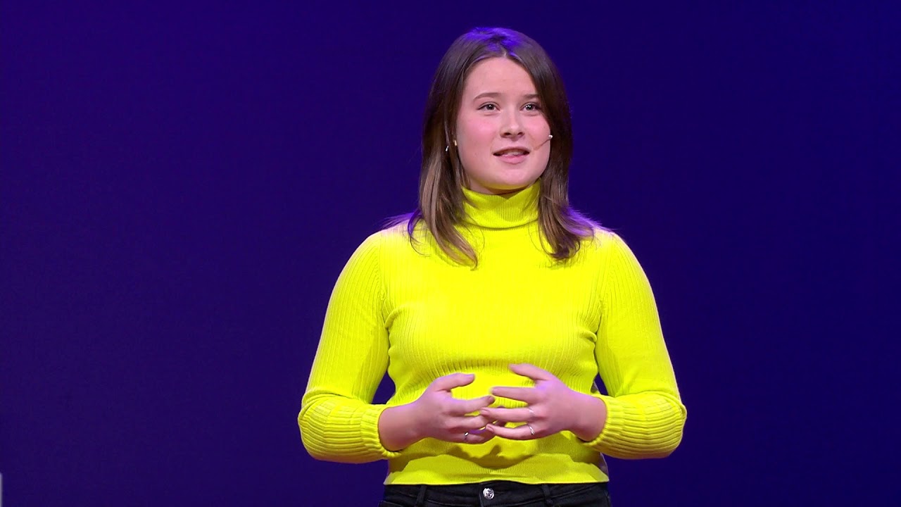 What makes people boring? | Julia Berkenfeld | TEDxVenlo