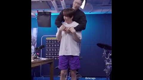 210813 D&EShow Season3- Hae oppa is taller than Hyuk oppa..hope you both are always happy & healthy💙