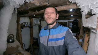 картинка: Это фиаско. Простыл в лесу. Лечусь в землянке