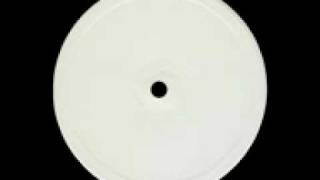 Skream - Oskilatah [www.keepvid.com]_mpeg4.mp4