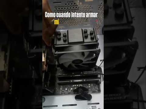 Armando mi primera PC con tutoriales de YouTube 🤣⚡#comedia #pcgaming #viralvideo #gaming
