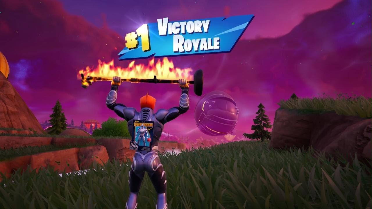 *NEW* NIGHT GAME HELMET OFF REACTIVITY ON SWOOSHMAN SKIN IN FORTNITE PS5 + A VICTORY ROYALE WIN!