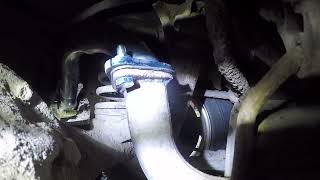 Opel Monterey (Isuzu Trooper) exhaust pipe installation