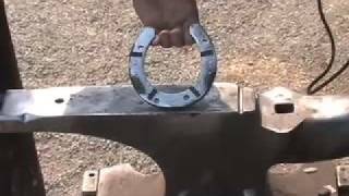 Adhere Glue On Shoe