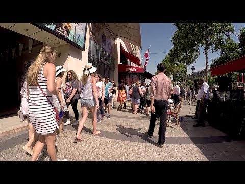 walking-around-avenue-des-champs-Élysées-live-stream