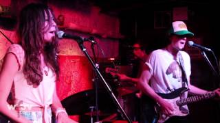 Houndmouth - "On the Road" (Live at Hill Country) chords