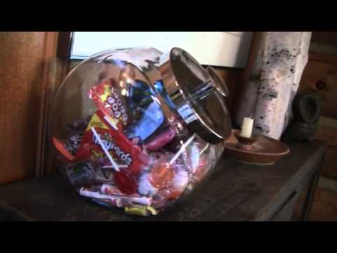 Super Awesome Tour of My Family Cottage! - Super Awesome Tour of My Family Cottage!