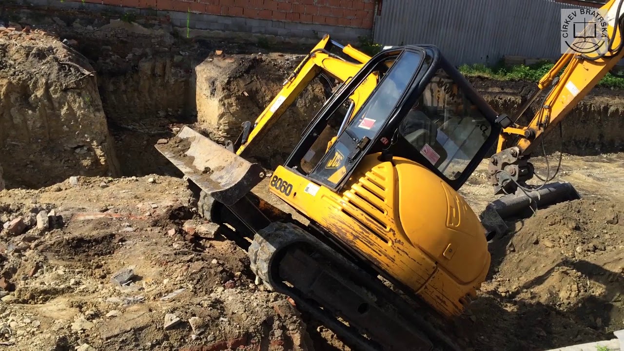 Bagr v Čelákovicích.