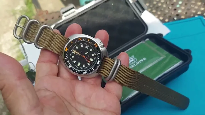 STEELDIVE CAPTAIN WILLARD DIVER SD1970S WATCH  ( UNBOXING ) & ( REVIEW )