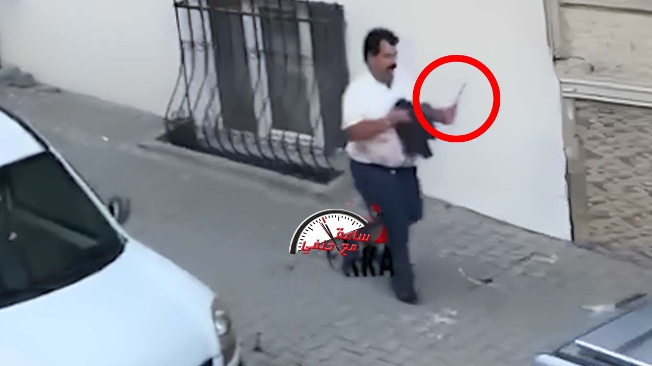 زوج يـ ـدبـ ـح زوجته بعد الفطار ويمشى بالـسـ ـكـ ـيـ ـنـ ـه فى الشارع