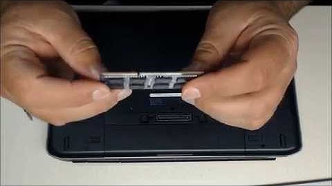 How to install memory in an E5530 laptop