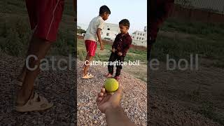 #cutebaby catch practice boll 🏀🥎⚾