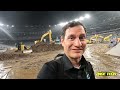 Weege Show: Muddy Glory in Dirty Jersey