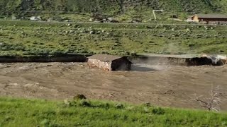 WATCH: House Falls Into the Yellowstone River