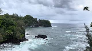 #Hiking  #Onomea Bay #trail in #hawaii  Amazing #oceanview and #relaxingsounds  of the #oceanwaves